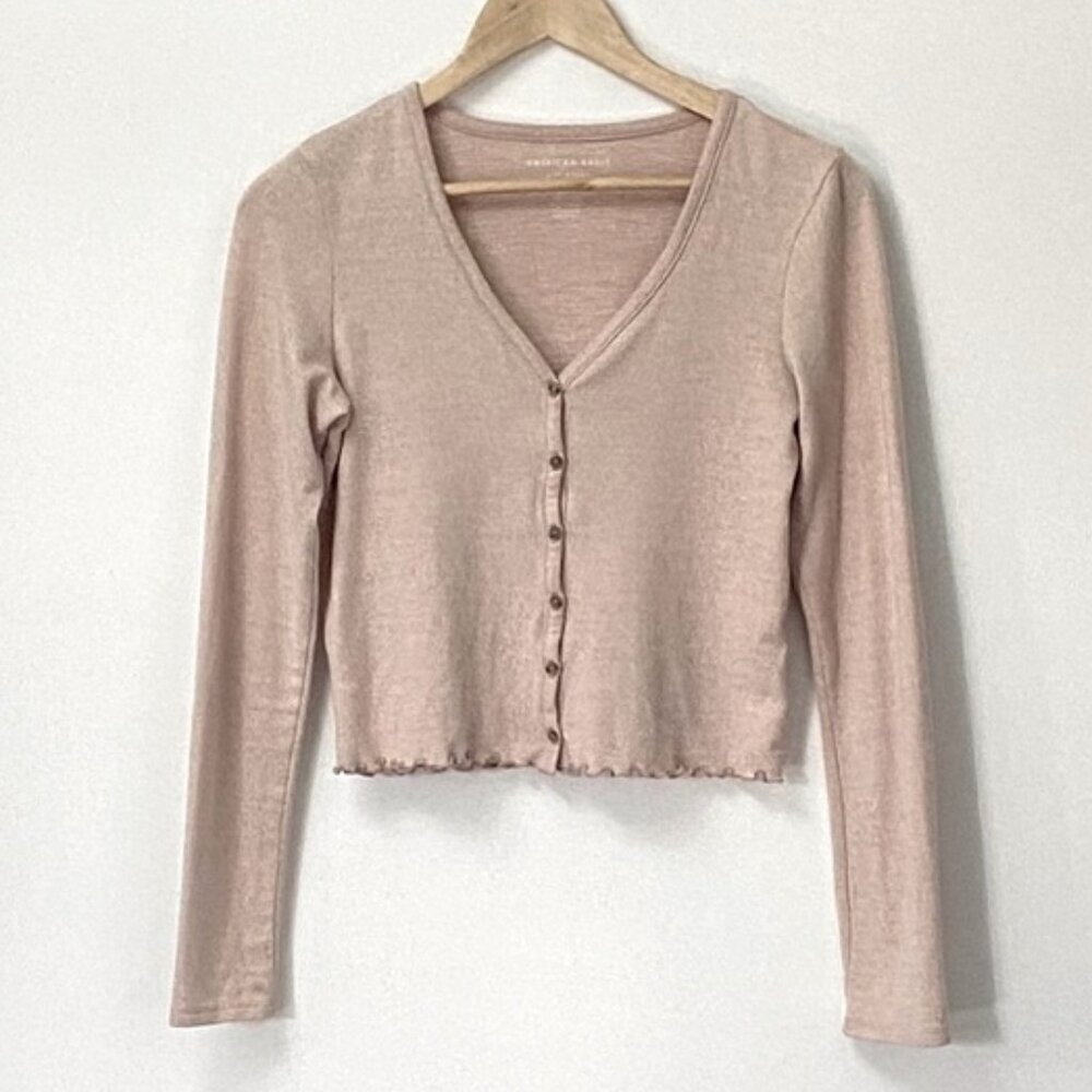 American Eagle Soft N Sexy Plush Button Up Ruffled Hem Cardigan - Medium in Pink